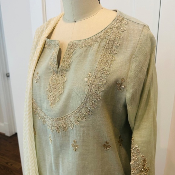 Light Pistachio Green Cotton Net Maria B 3 Piece Suit - Picture 2 of 4